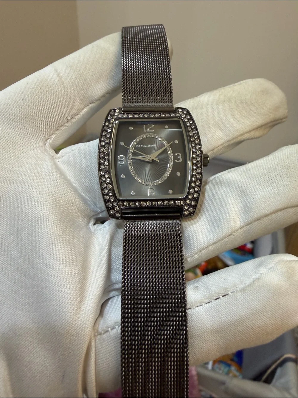 Isaac Mizrahi Live IMZ748 Womens Gunmetal Tonneau Crystal Watch Mesh Band PC21